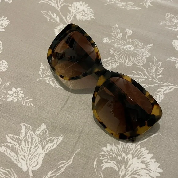 Tory Burch | Accessories | Leopard Tory Burch Sunglasses  display picture 1